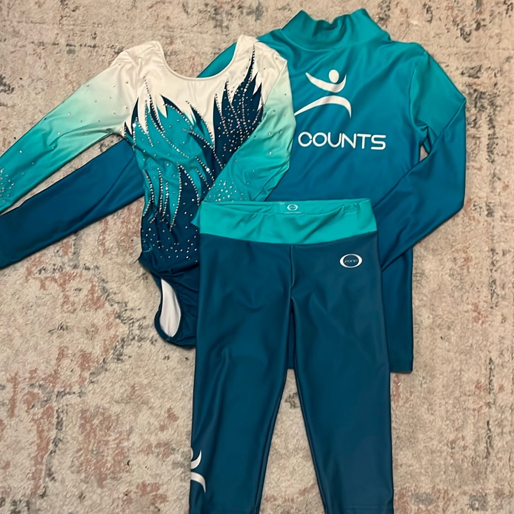 Gymnastics counts leotard and warmup set